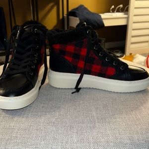 Marc Fisher high tops